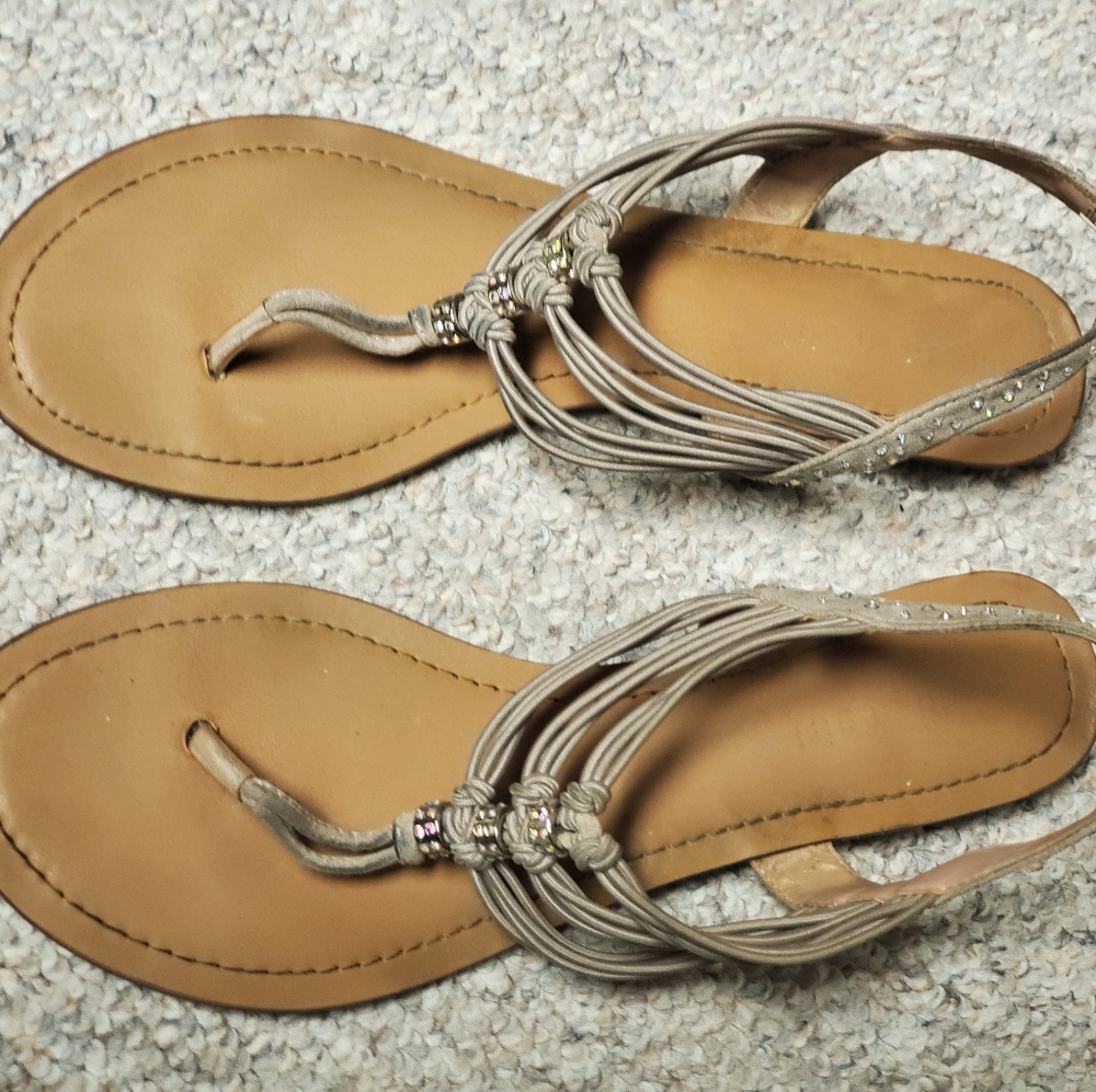 Sandals - Picture 4 of 4